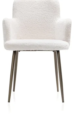 XOOON Armstoel Olle in de kleur Creme - COCOmaison^ Armstoelen|Woonaccessoires