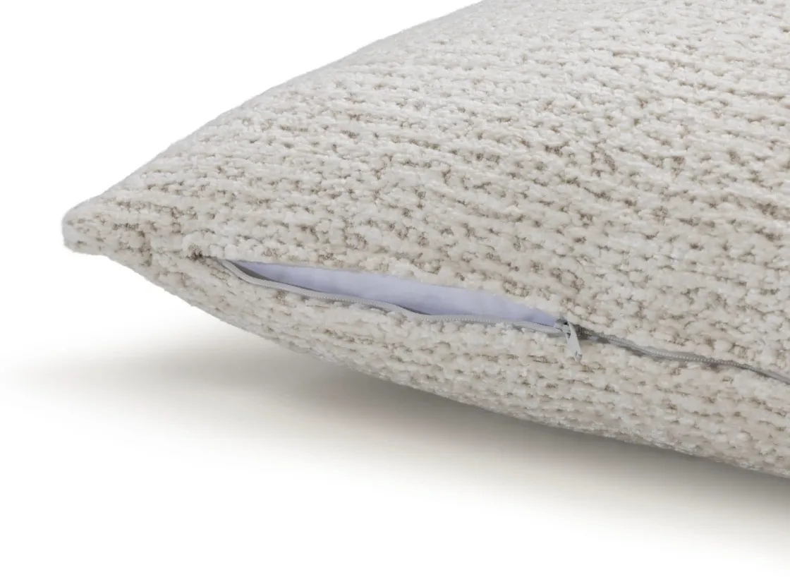 XOOON BeautiQ - Chic kussen 60x60cm in de kleur Crème - COCOmaison^ Woonaccessoires