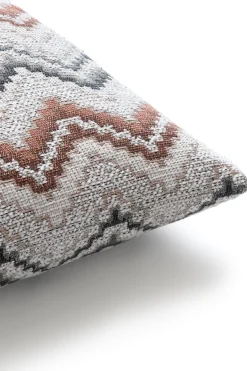 XOOON BeautiQ - Lush kussen 40x60cm in de kleur Koper - COCOmaison^ Woonaccessoires