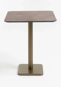 XOOON Brest bartafel stone rust (75x75cm) in kleur Goud^ Woonaccessoires|Bartafels