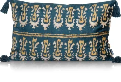 XOOON Daisy kussen 40x60cm in kleur Blauw shop je bij COCOmaison^ Woonaccessoires