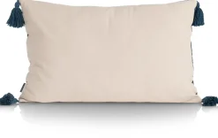 XOOON Daisy kussen 40x60cm in kleur Blauw shop je bij COCOmaison^ Woonaccessoires