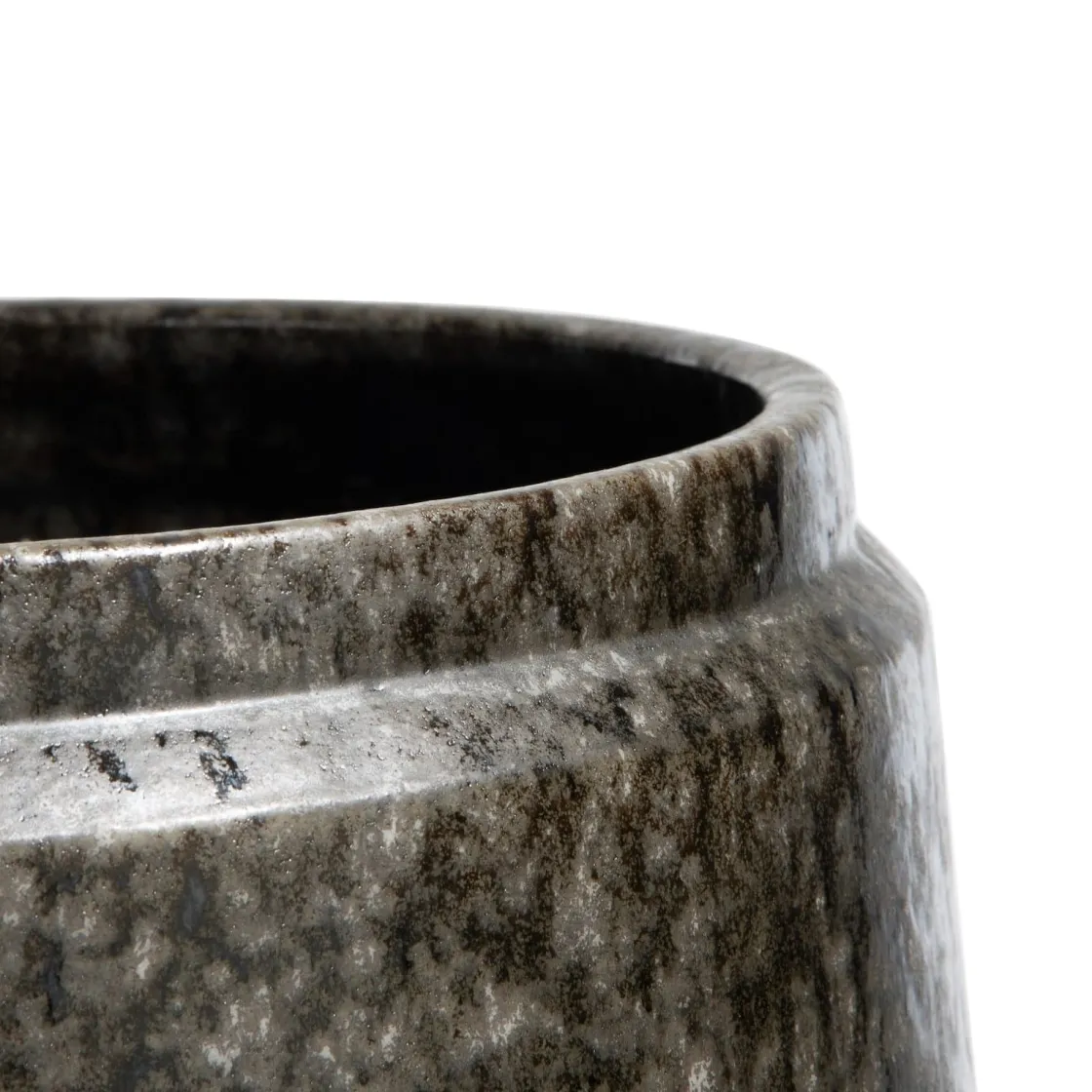 XOOON Dalila pot H36cm in de kleur Zwart - COCOmaison^ Woonaccessoires