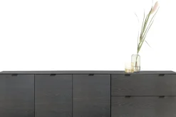 XOOON Elements 3-deurs eikenfineer dressoir met lades 240cm^ Dressoirs