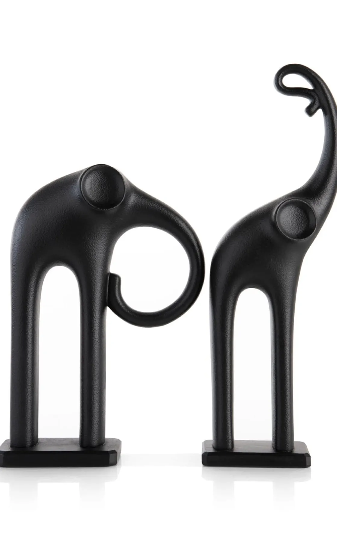 XOOON Elly beeld H30cm in de kleur Zwart - COCOmaison^ Woonaccessoires
