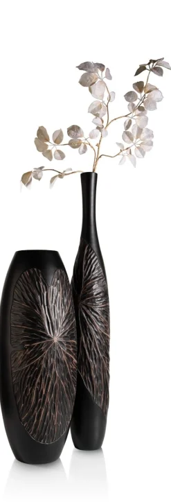 XOOON Faye vaas H75cm in de kleur Zwart - COCOmaison^ Woonaccessoires