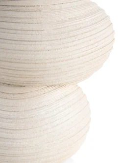 XOOON Juul vaas H36,6cm in de kleur Crème - COCOmaison^ Woonaccessoires