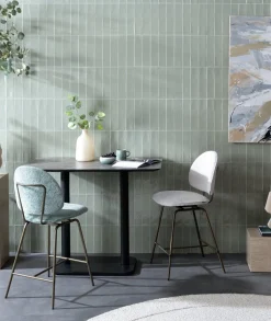 XOOON Kjel barstoel champagne frame in de kleur Crème - COCOmaison^ Barkrukken En Barstoelen|Woonaccessoires