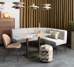 XOOON Kjel eetkamerstoel frame in de kleur Okergeel - COCOmaison^ Eetkamerstoelen|Woonaccessoires