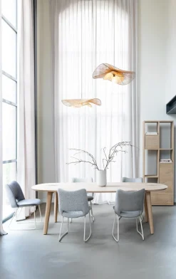XOOON KODI eetkamerstoel - frame nebbia - stof Pala - leverkleur^ Eetkamerstoelen