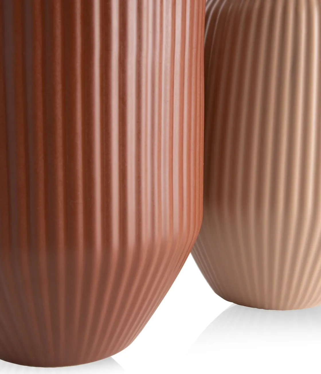XOOON Liv vaas H28cm in de kleur Beige - COCOmaison^ Woonaccessoires