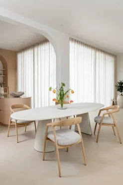 XOOON LUND eetkamertafel ovaal (210x120cm) cone poot -^ Tafelconfigurator|Eettafels