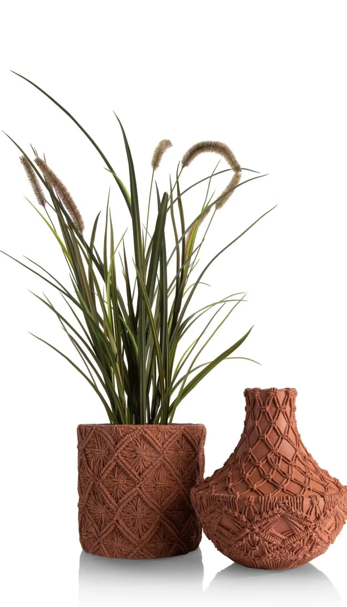 XOOON Maeve pot H26cm in de kleur Terra Cotta - COCOmaison^ Woonaccessoires