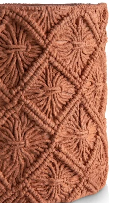 XOOON Maeve pot H26cm in de kleur Terra Cotta - COCOmaison^ Woonaccessoires