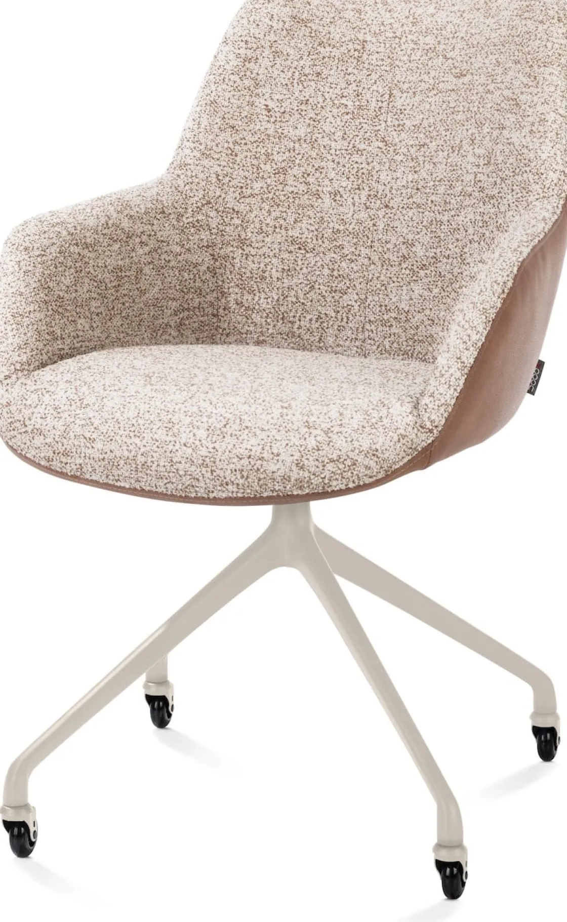 XOOON Mats, armstoel aluminium frame wielen creme - combi Pala cognac + Luton koper^ Armstoelen