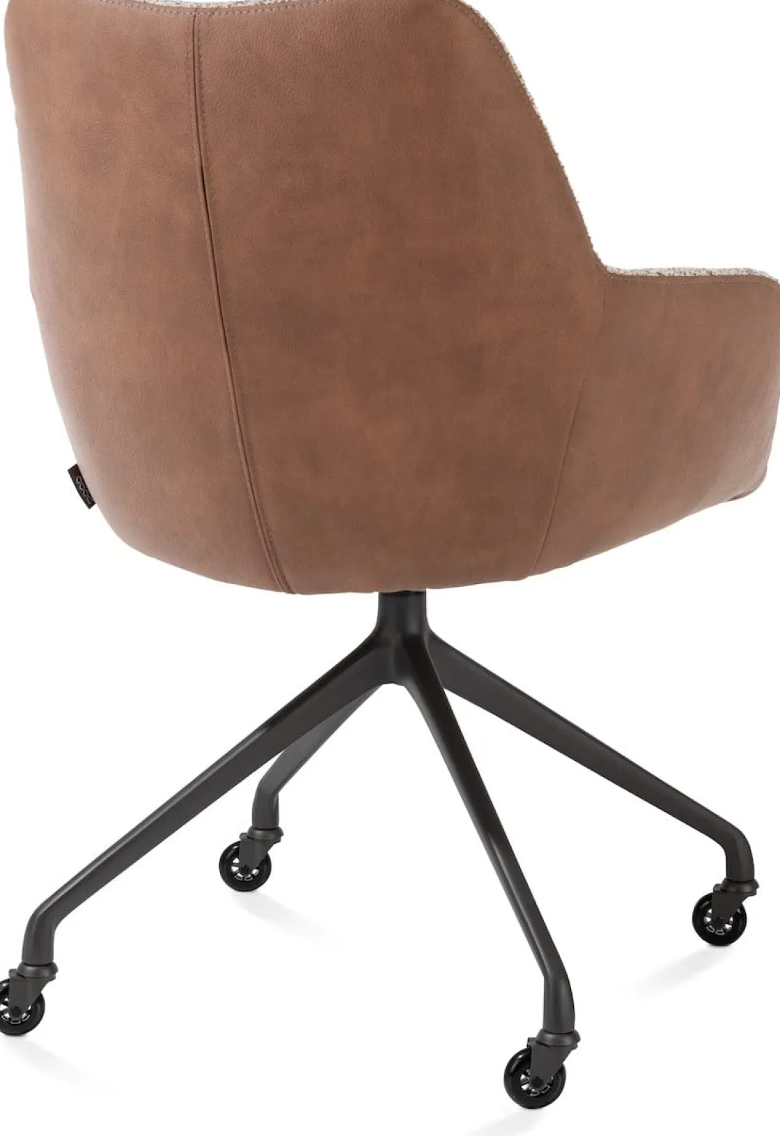 XOOON Mats, armstoel aluminium frame wielen rough off black - combi Pala cognac + Luton koper^ Armstoelen