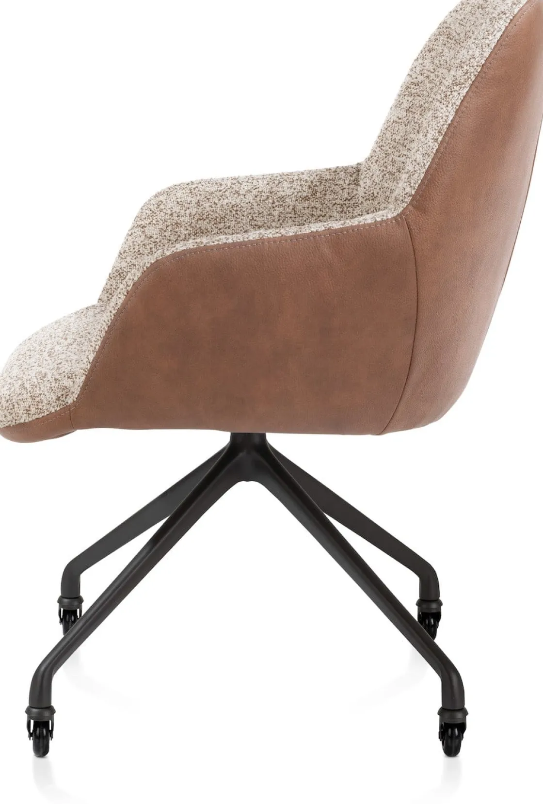 XOOON Mats, armstoel aluminium frame wielen rough off black - combi Pala cognac + Luton koper^ Armstoelen