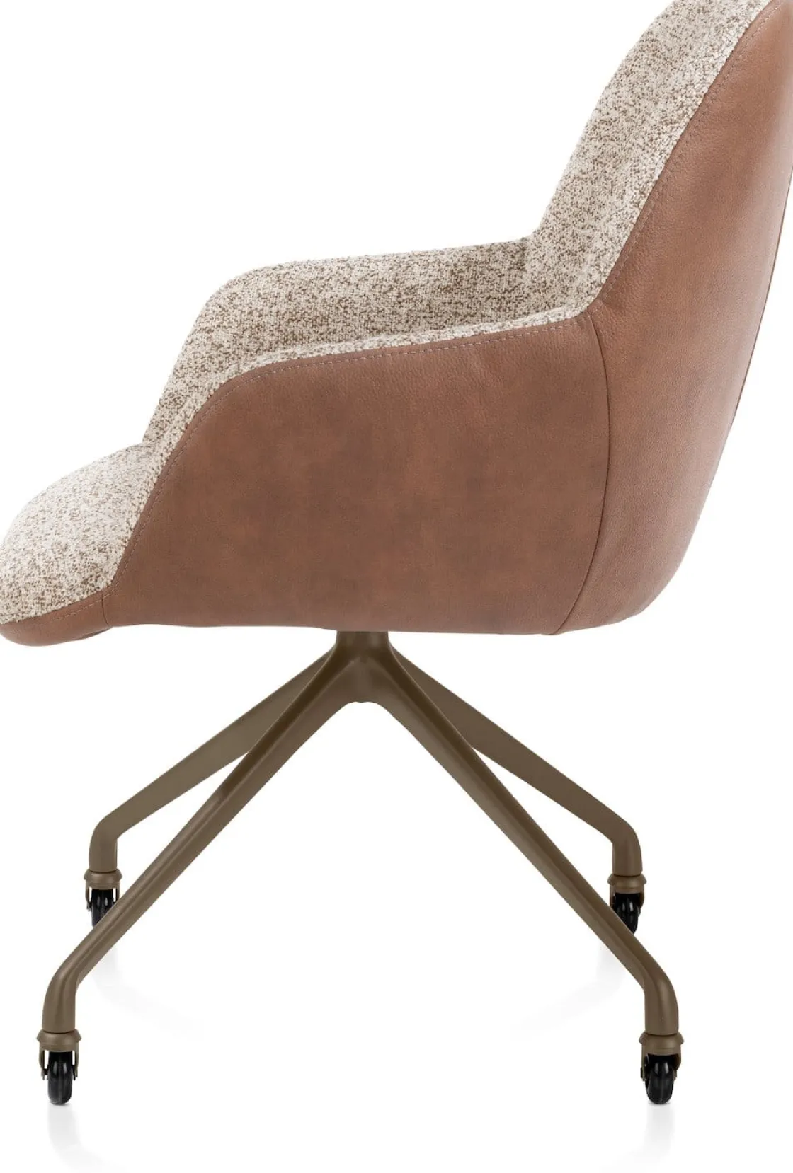 XOOON Mats, armstoel aluminium frame wielen steelbrown - combi Pala cognac + Luton koper^ Armstoelen