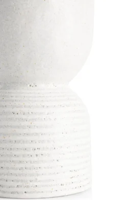 XOOON Nova vaas H30,5cm in de kleur Wit - COCOmaison^ Woonaccessoires