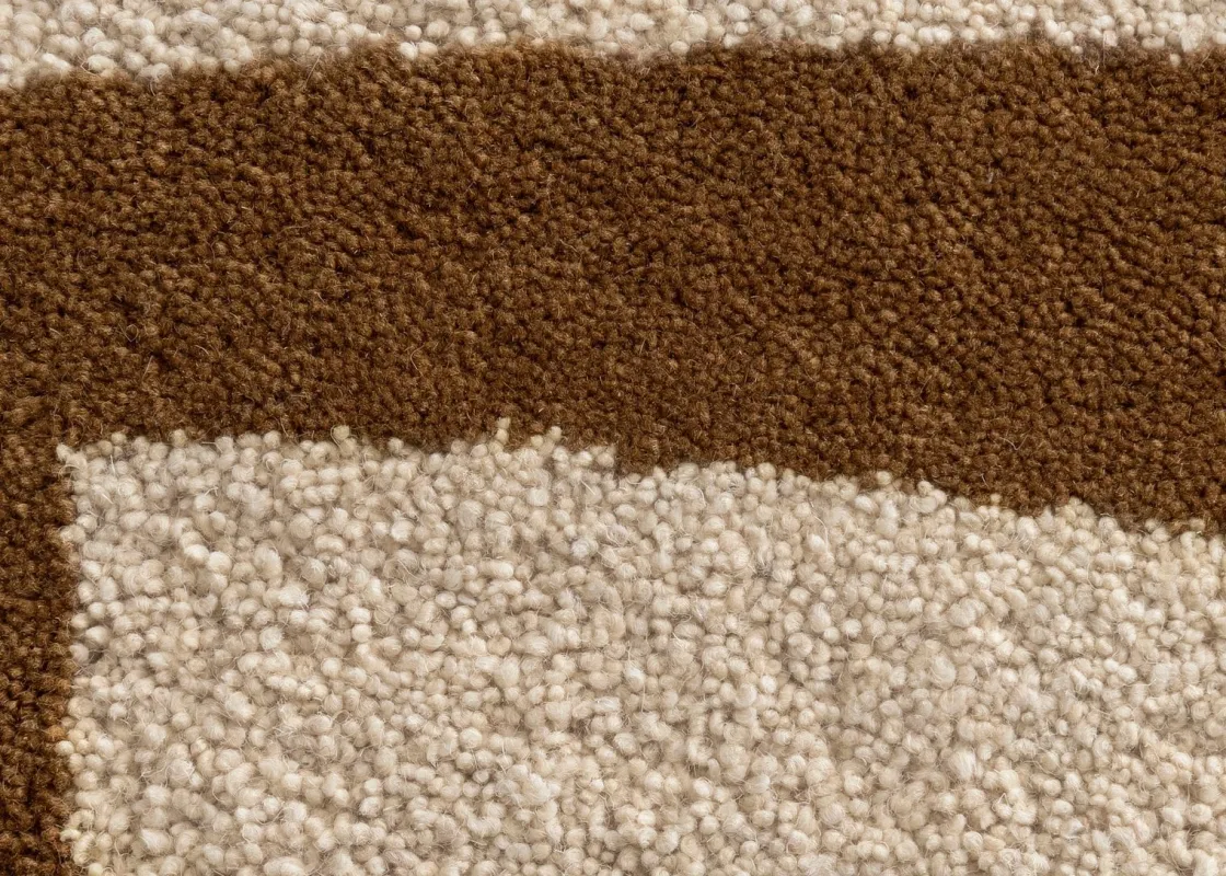 XOOON Olivia kussen (50x50cm) in de kleur Bruin - COCOmaison^ Woonaccessoires