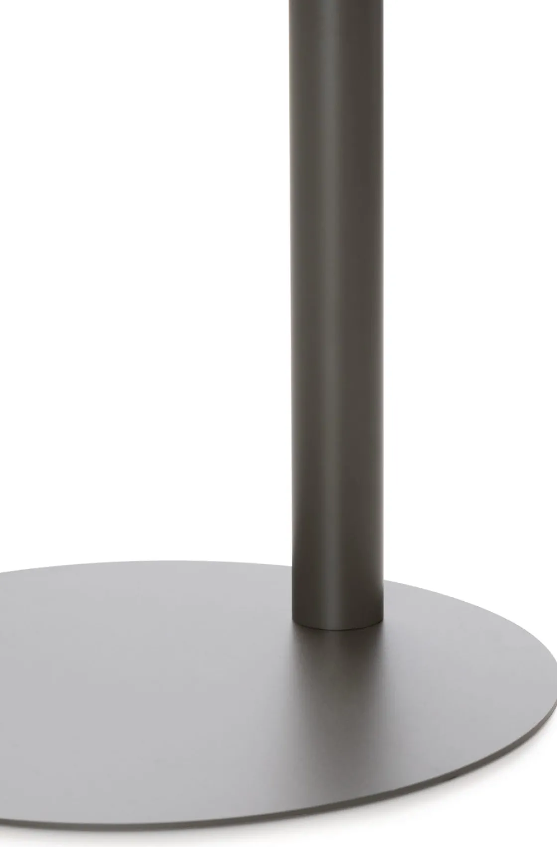 XOOON Owen bijzettafel H50cm in kleur Antraciet shop je bij COCOmaison^ Woonaccessoires|Bijzettafels