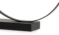 XOOON Pushing beeld (H33cm) in de kleur Goud - COCOmaison^ Woonaccessoires