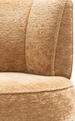 XOOON Roan fauteuil in de kleur Oker - COCOmaison^ Stoffen Fauteuils|Woonaccessoires