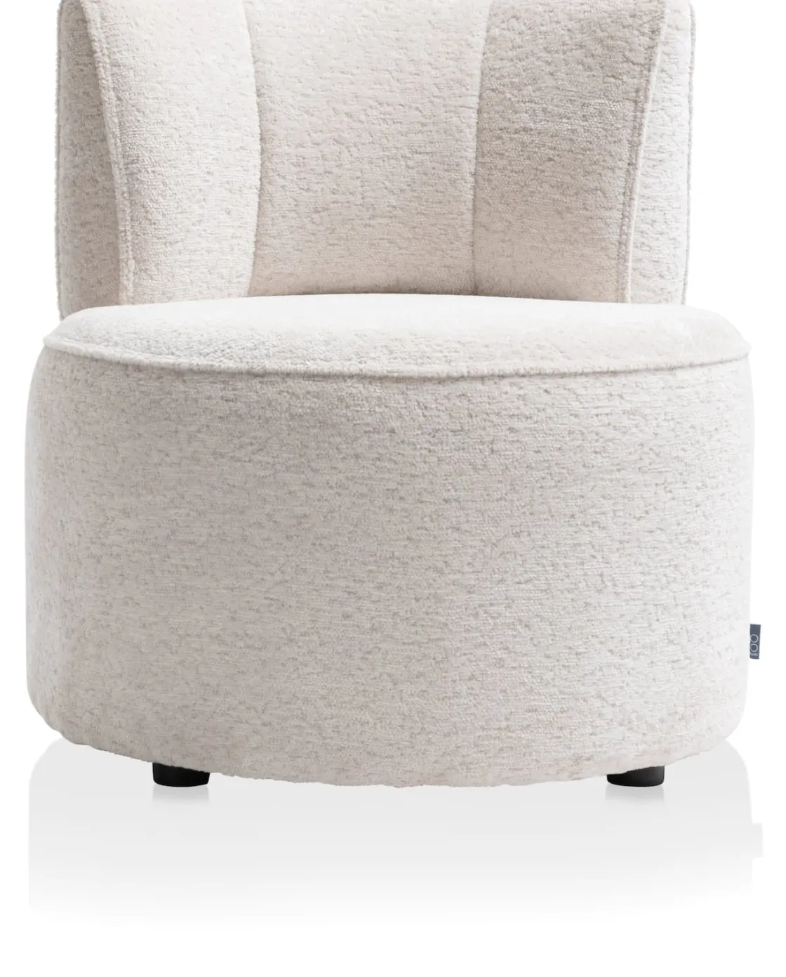 XOOON Roan fauteuil in de kleur Creme - COCOmaison^ Woonaccessoires|Stoffen Fauteuils