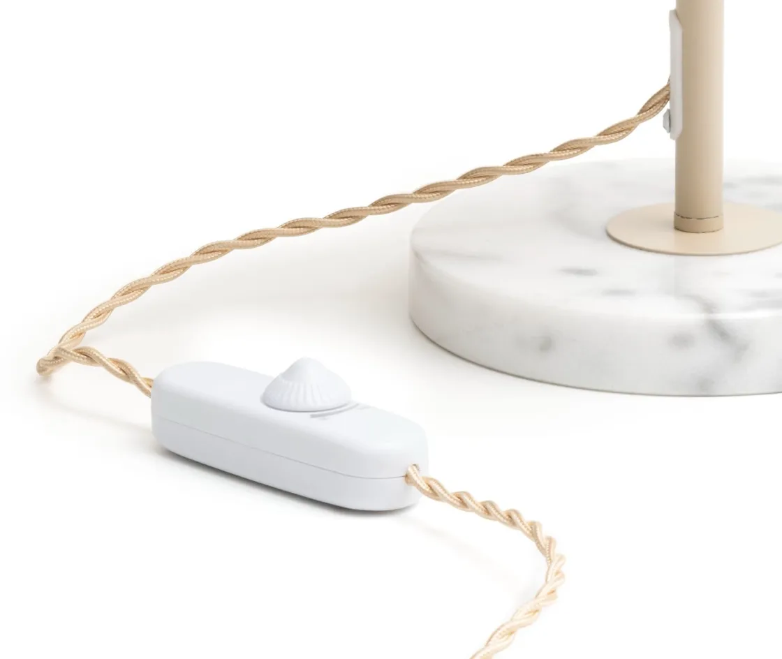 XOOON Skip tafellamp (1*E27) in de kleur Beige - COCOmaison^ Tafellampen