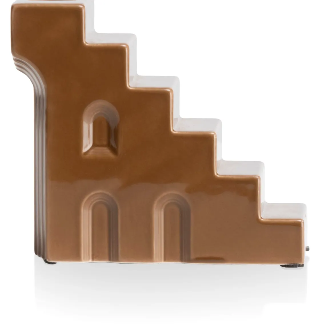 XOOON Skira kandelaar (H11.8cm) in de kleur Bruin - COCOmaison^ Woonaccessoires