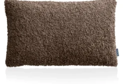 XOOON Teddy kussen 30x50cm in de kleur Bruin - COCOmaison^ Woonaccessoires