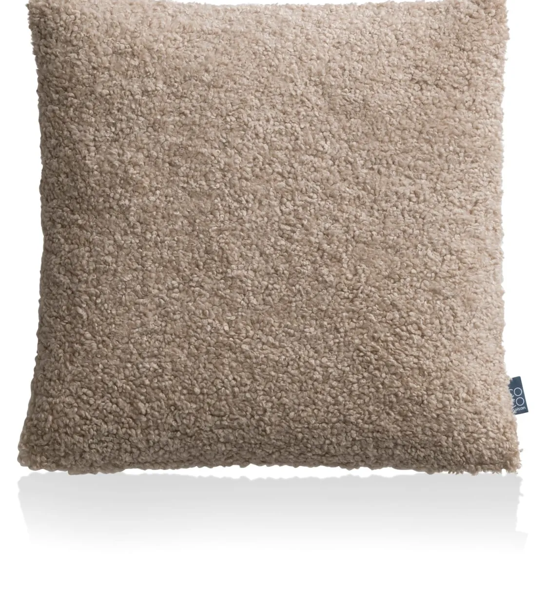 XOOON Teddy kussen 45x45cm in de kleur Beige - COCOmaison^ Woonaccessoires