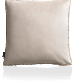 XOOON Teddy kussen 45x45cm in de kleur Beige - COCOmaison^ Woonaccessoires