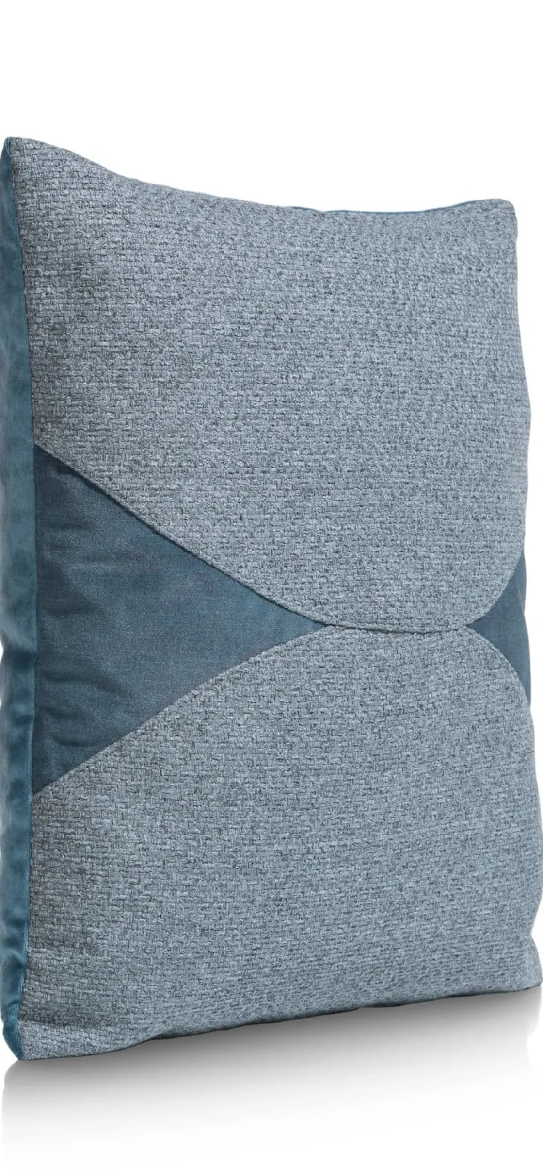 XOOON Timeless Aria kussen 45x45cm in de kleur Blauw - COCOmaison^ Woonaccessoires