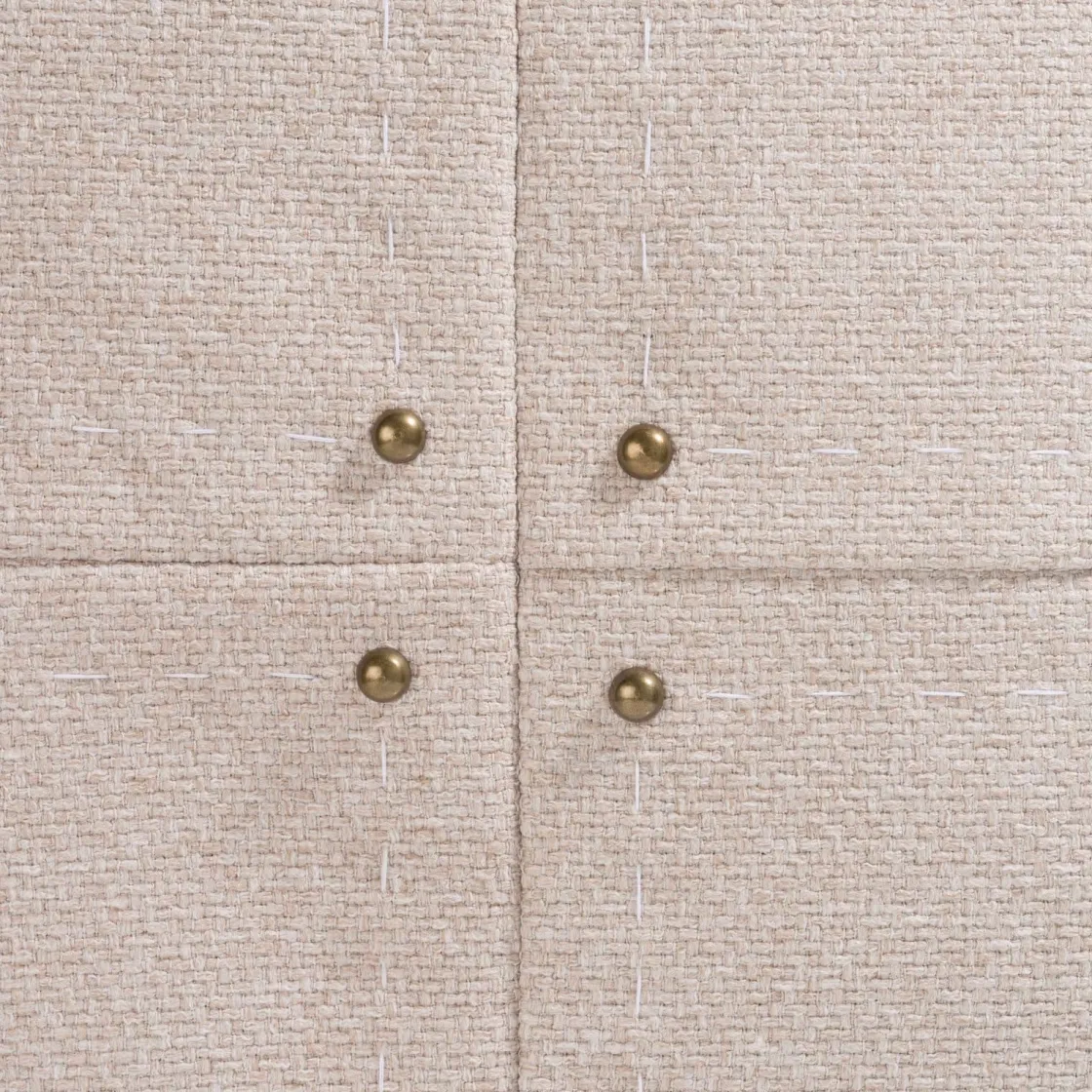 XOOON Timeless Avery kussen 50x50cm in de kleur Beige - COCOmaison^ Woonaccessoires