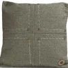 XOOON Timeless Avery kussen 50x50cm in de kleur Olijf - COCOmaison^ Woonaccessoires