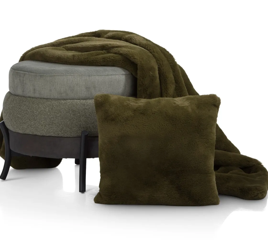 XOOON Timeless Evie kussen 45x45cm in de kleur Olijf - COCOmaison^ Woonaccessoires
