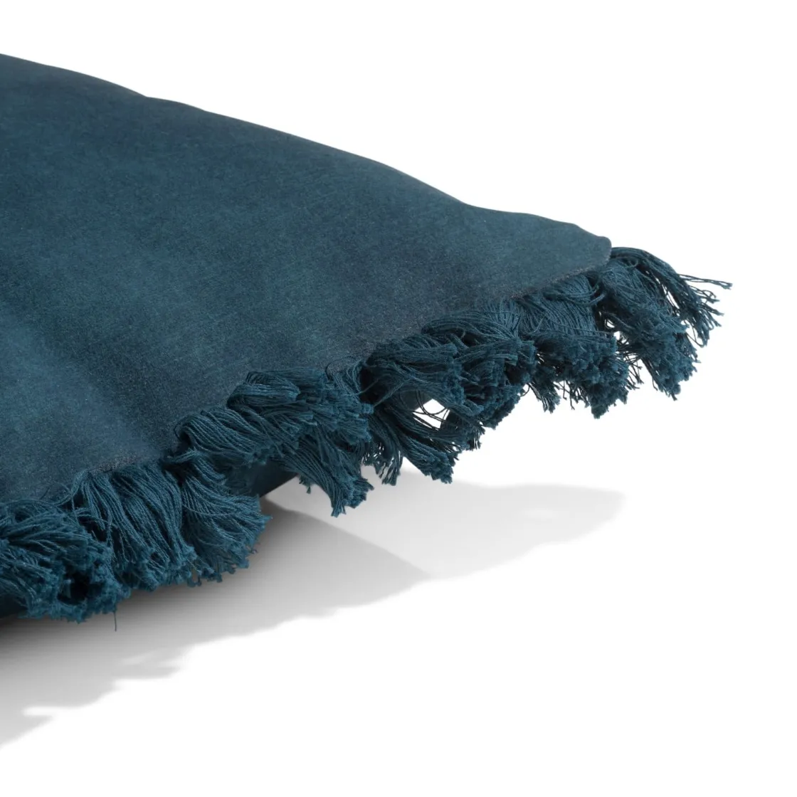 XOOON Timeless Mila kussen 30x50cm in de kleur Blauw - COCOmaison^ Woonaccessoires