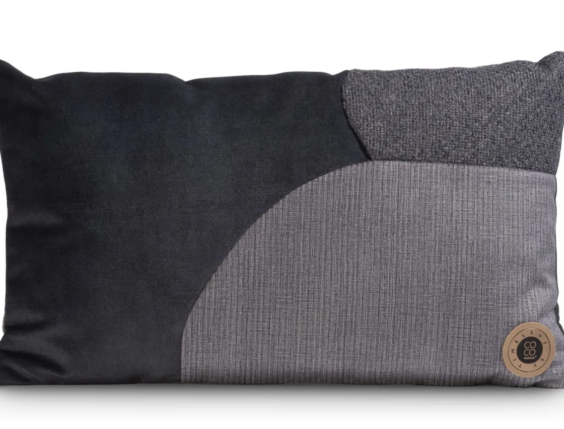 XOOON Timeless Scarlett kussen 30x50cm in de kleur Antraciet^ Woonaccessoires