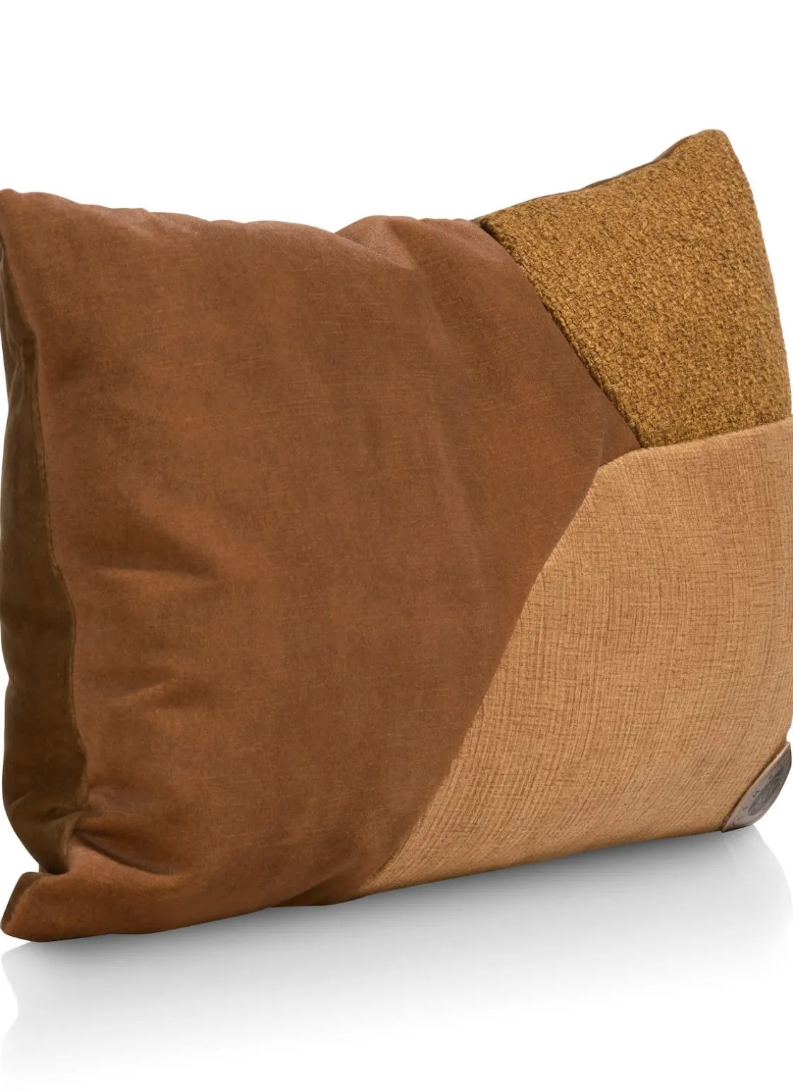 XOOON Timeless Scarlett kussen in de kleur Geel - COCOmaison^ Woonaccessoires