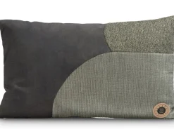 XOOON Timeless Scarlett kussen 30x50cm in de kleur Olijf - COCOmaison^ Woonaccessoires