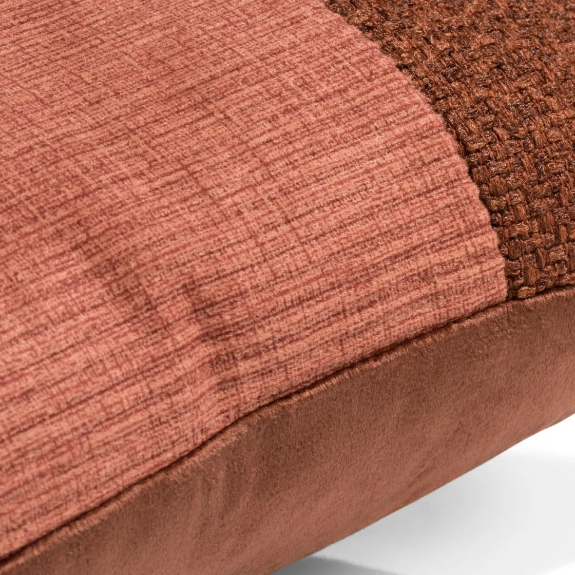 XOOON Timeless Scarlett kussen 30x50cm in de kleur Koper - COCOmaison^ Woonaccessoires