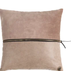XOOON Timeless Sofia kussen 45x45cm in de kleur Camel - COCOmaison^ Woonaccessoires