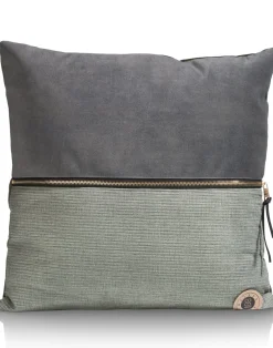 XOOON Timeless Sofia kussen 45x45cm in de kleur Olijf - COCOmaison^ Woonaccessoires