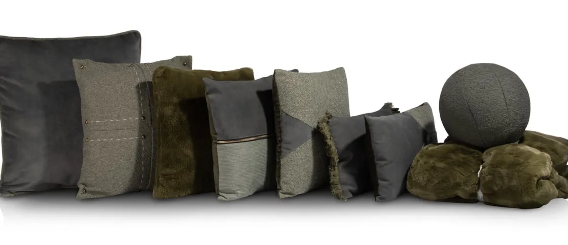 XOOON Timeless Sofia kussen 45x45cm in de kleur Olijf - COCOmaison^ Woonaccessoires