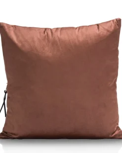 XOOON Timeless Sofia kussen 45x45cm in de kleur Koper - COCOmaison^ Woonaccessoires